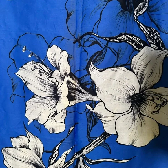Robert Graham Vibrant Blue Floral Scarf 100% cotton - Picture 2 of 4